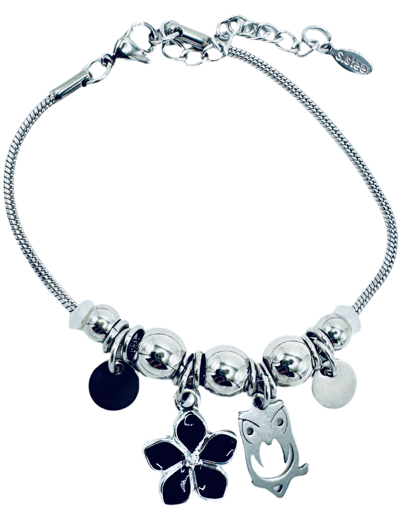 💕 Charmed dora style bracelet 💕