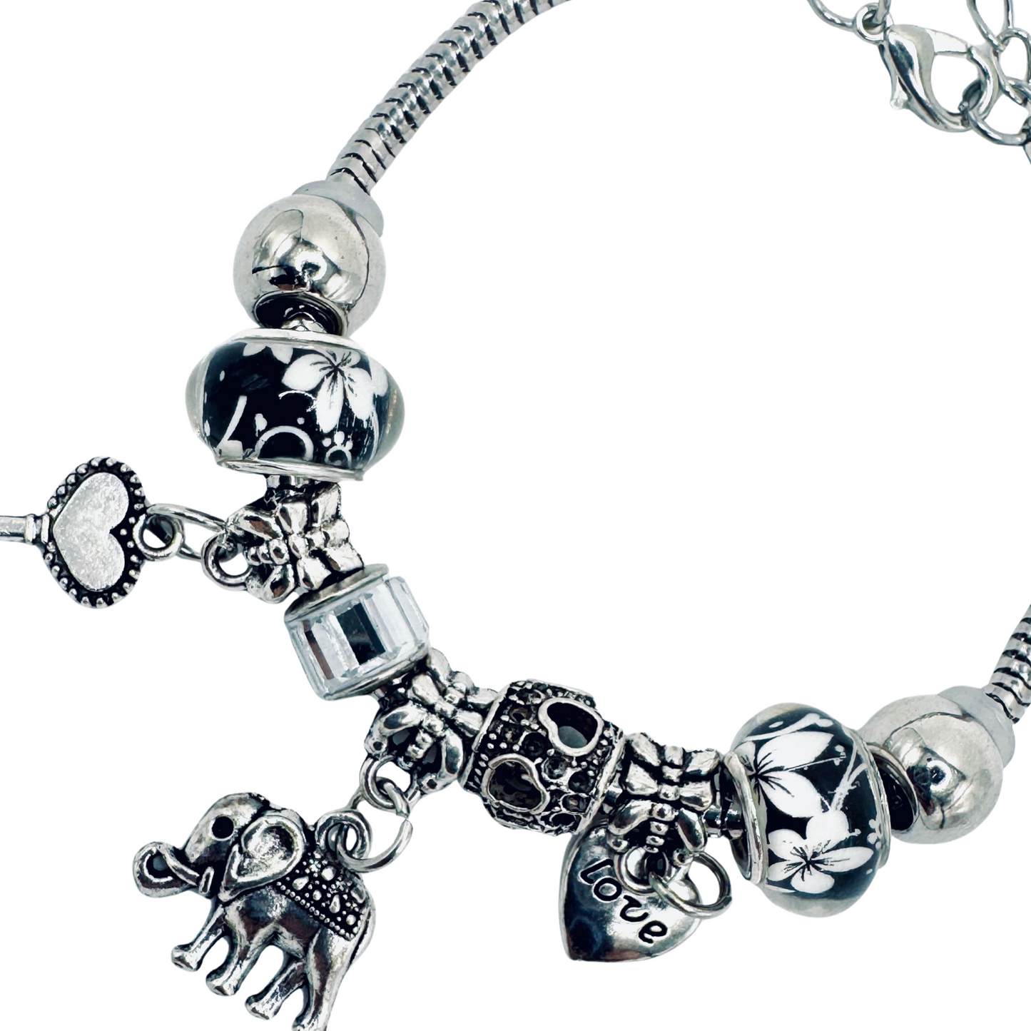 🎀 Charmed dora style bracelet 🎀