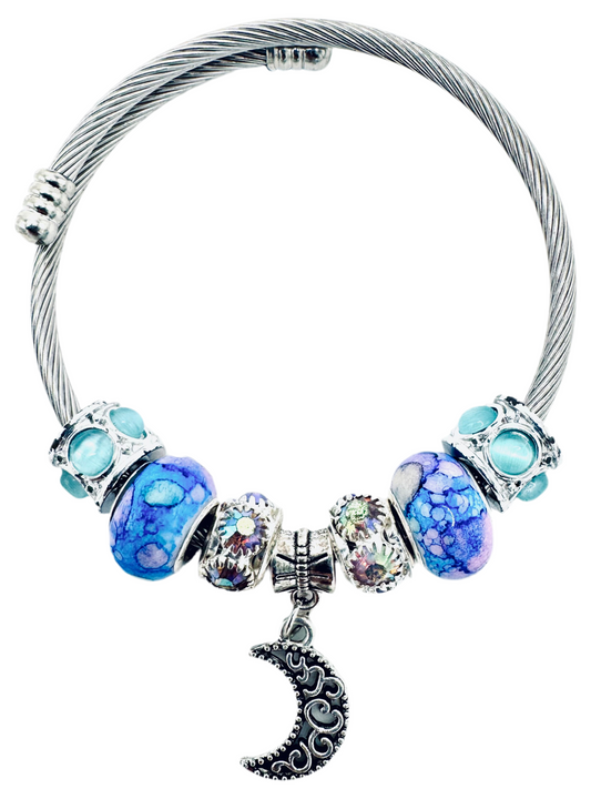 💕 Charmed dora style bracelet 💕