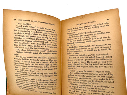 The Bobbsey Twins: At mystery Mansion by Laura Lee Hope