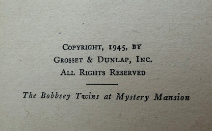 The Bobbsey Twins: At mystery Mansion by Laura Lee Hope