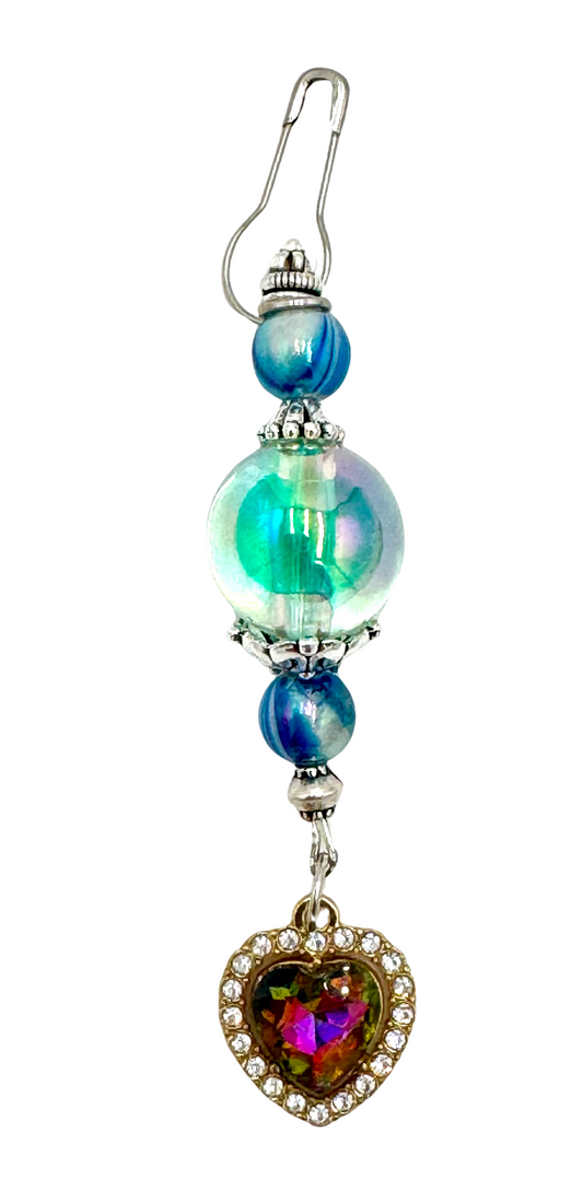 Charmed dangle
