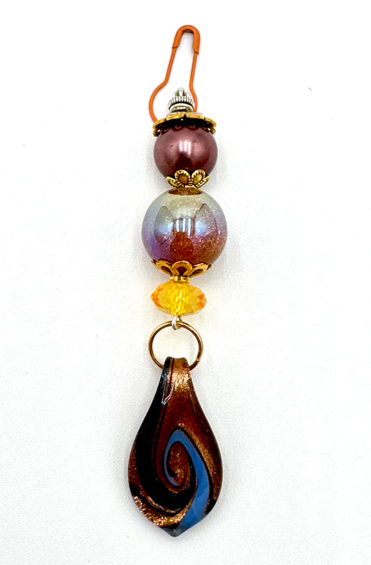 Charmed dangle