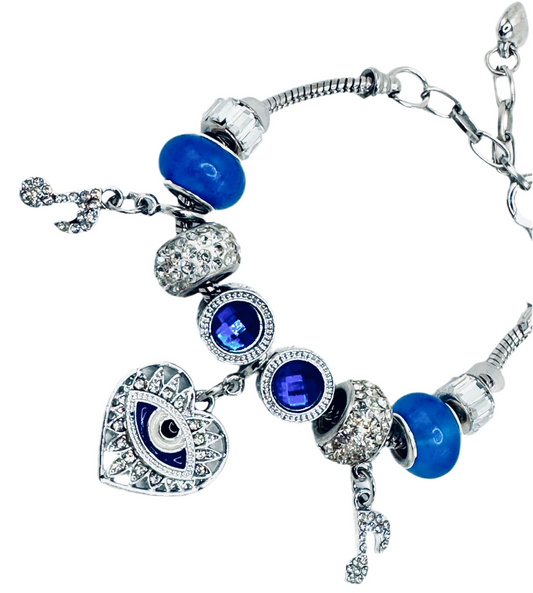 🎀 Charmed dora style bracelet 🎀