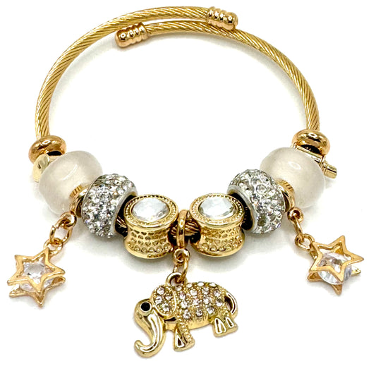 🎀 Charmed dora style bracelet 🎀
