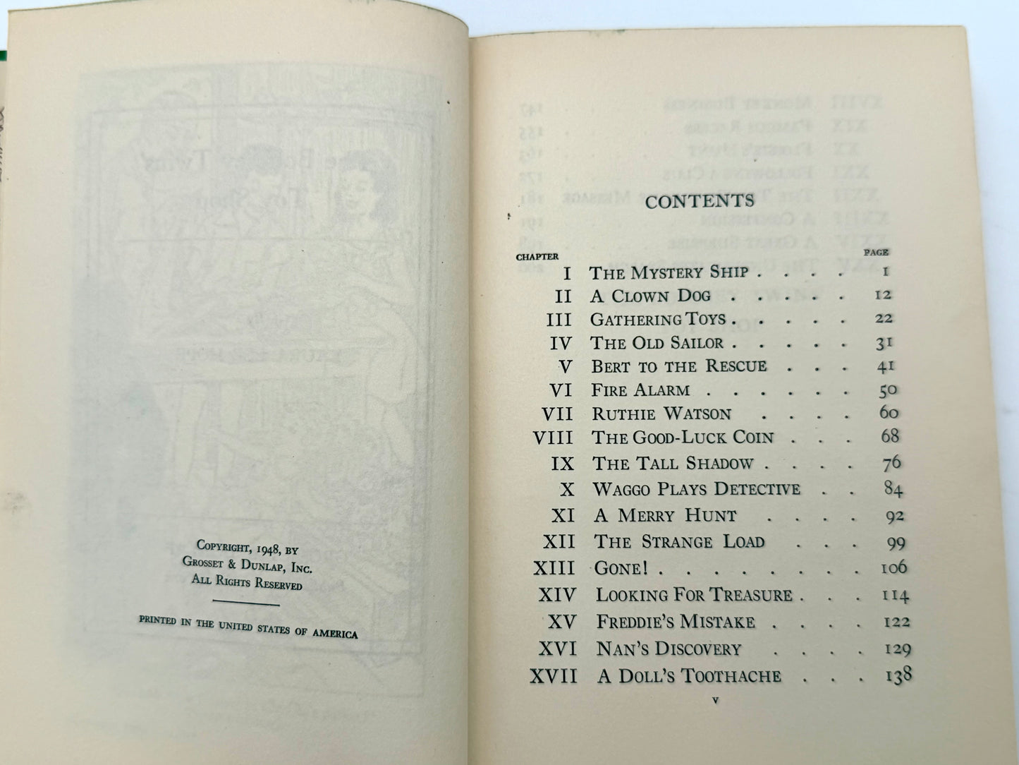 The Bobbsey Twins:Toy shop by Laura Lee Hope