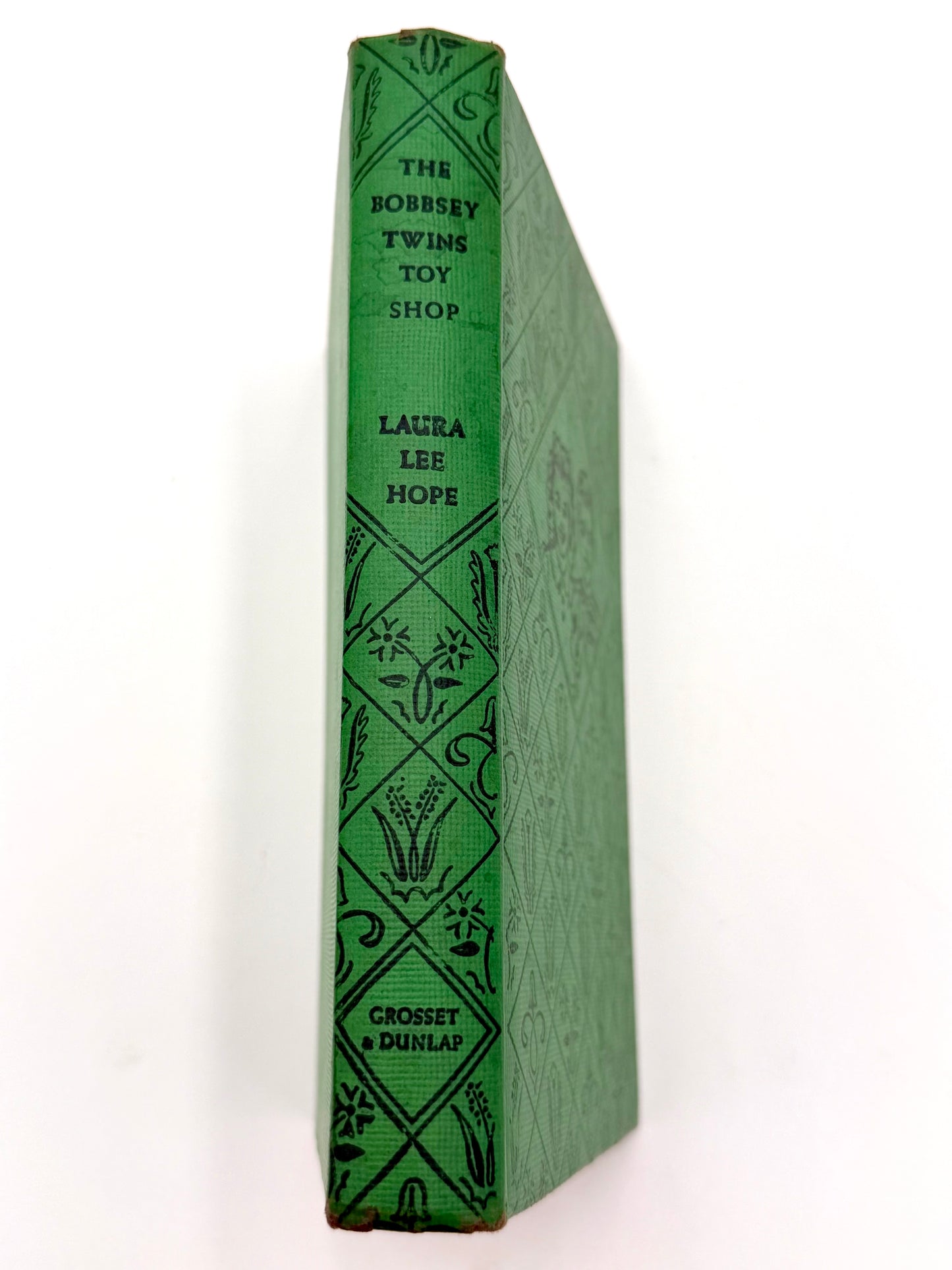 The Bobbsey Twins:Toy shop by Laura Lee Hope