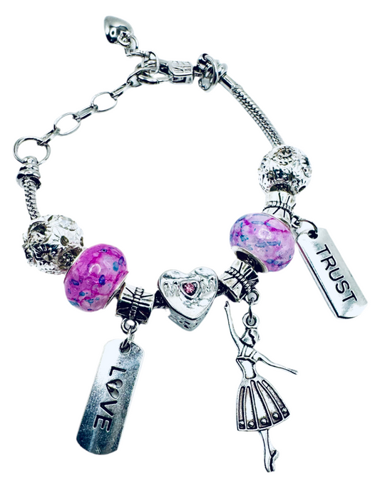 💕 Charmed dora style bracelet 💕