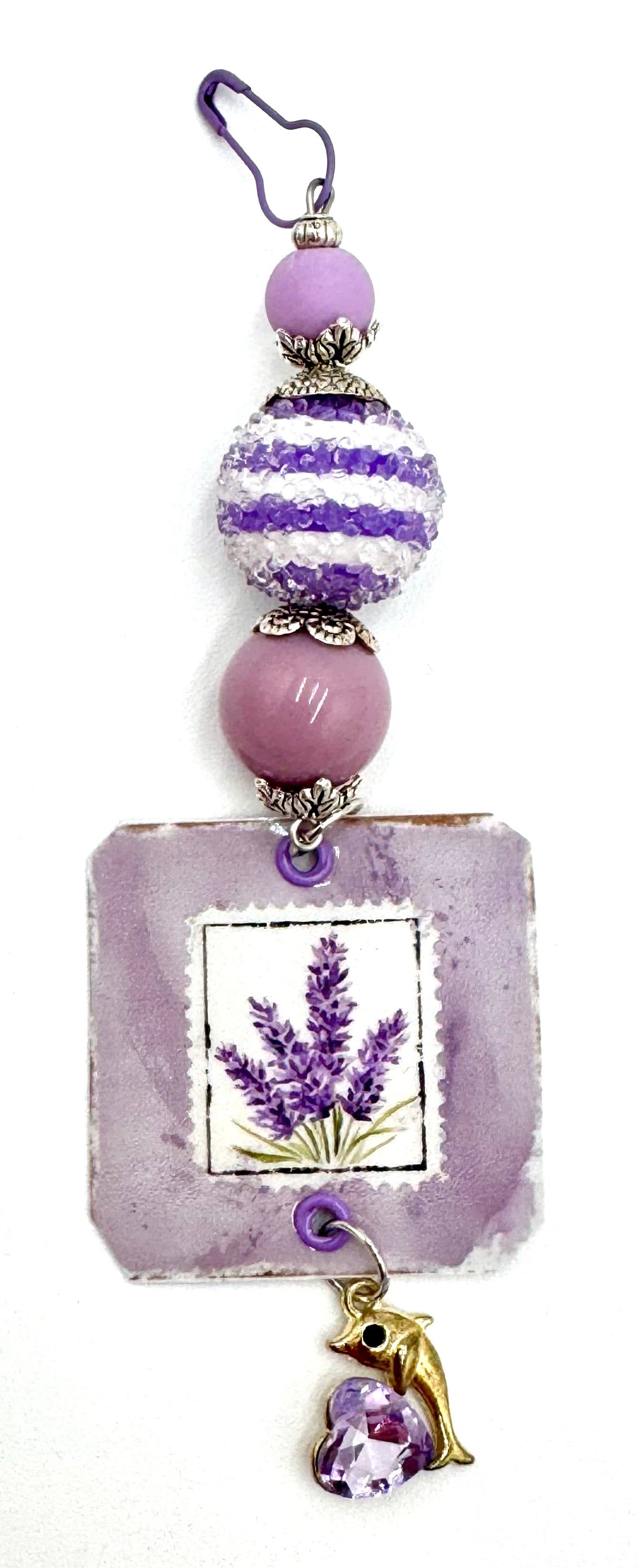 Charmed dangle
