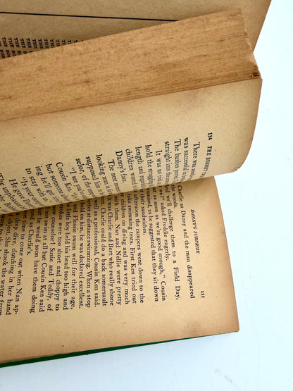 The Bobbsey Twins: At Indian Hallow